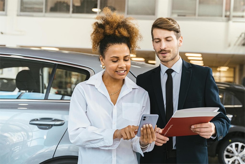  ¿De quién es el coche comprado antes del matrimonio pero pagado después?